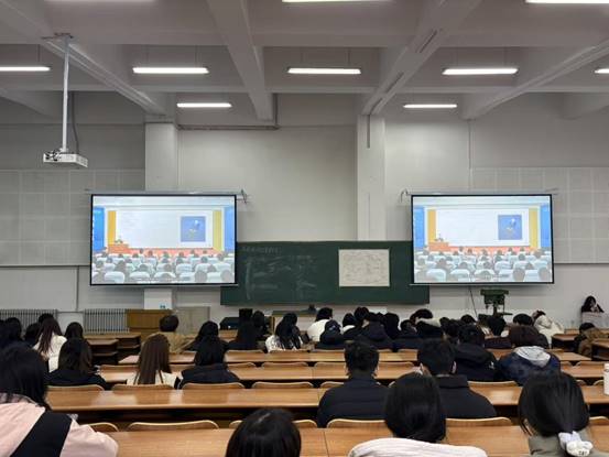 dad54e0f866ee4599a5bd38307817e80