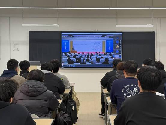 d31924e8989375a7916b384f1b0090d8